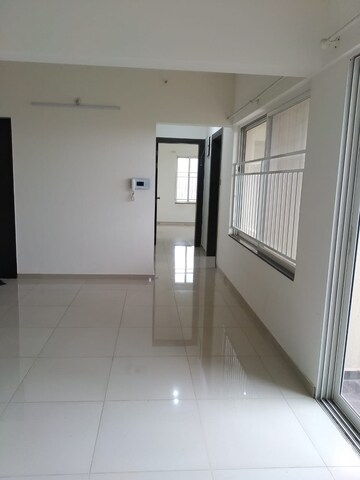 Room in 3 BHK Apartment at Kolte Patil Life Republic, Hinjewadi – for Rent