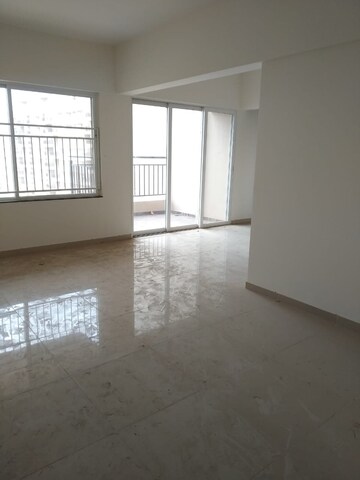 Room in 3 BHK Apartment at Kolte Patil Life Republic, Hinjewadi – for Rent