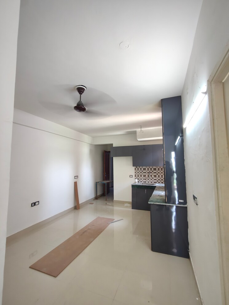 Room, rof-alante 3 Bedroom 645 Sq.Ft. Apartment In Sector 108 Gurgaon 8988275