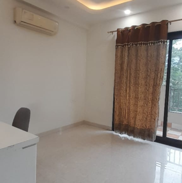 Room in 3.5 BHK Builder Floor at Sector 23 – for Rent