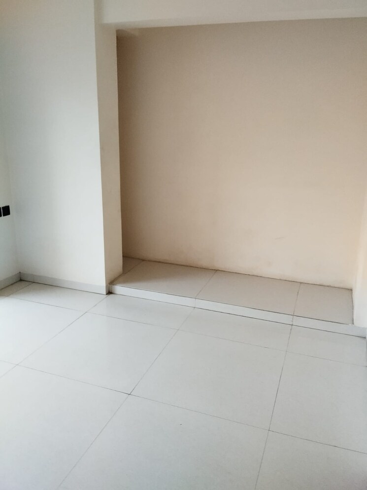 Room, kalwa 1 Bedroom 595 Sq.Ft. Apartment In Kalwa Thane 8988277