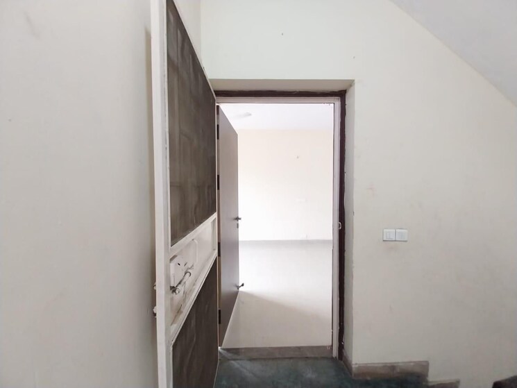 undefined, unitech-woodstock-floors 3 Bedroom 1500 Sq.Ft. Builder Floor In Sector 50 Gurgaon 8988310