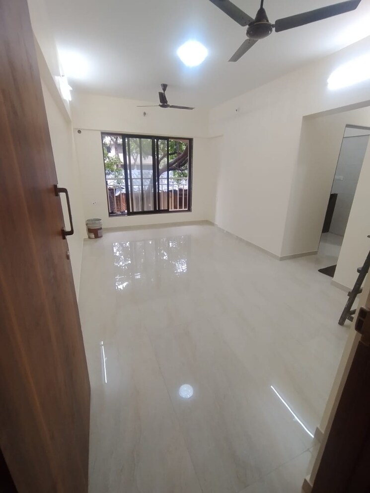 Room, chaitanya-anand-lunkhod-chsl 2 Bedroom 576 Sq.Ft. Apartment In Andheri West Mumbai 8988296