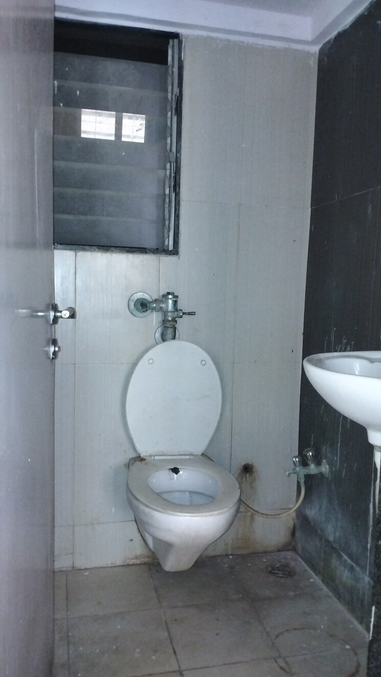 Bathroom, rustomjee-avenue-h 1 Bedroom 392 Sq.Ft. Apartment In Virar West Palghar 8988288