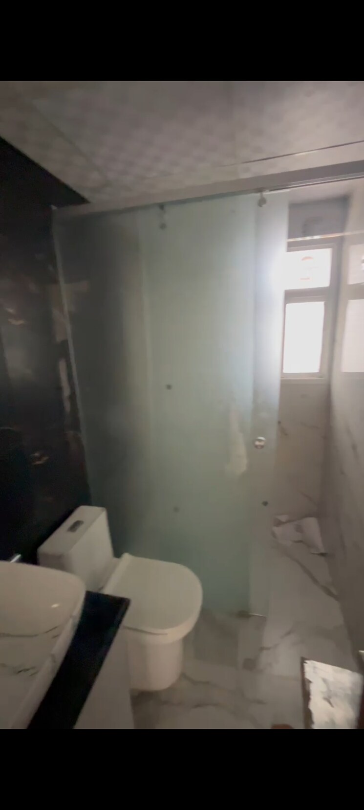 Bathroom, central-park-flower-valley-aqua-front-towers 4 Bedroom 2570 Sq.Ft. Apartment In Sohna Sector 33 Gurgaon 8988324