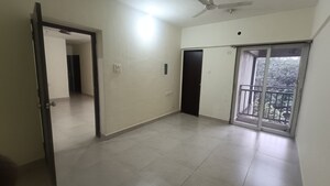 Room in 3 BHK Apartment at Ashar Residency, Pokhran Road No Two – for Sale