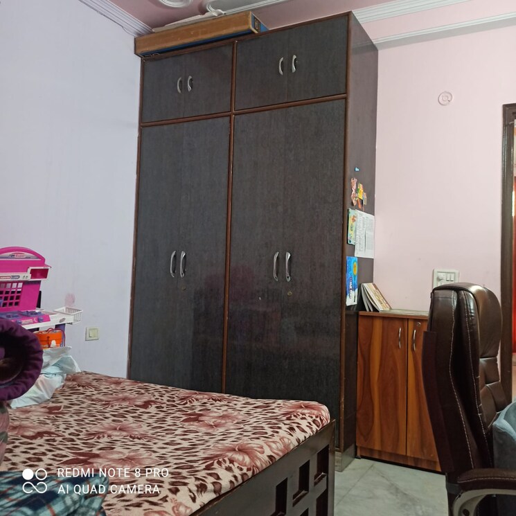 Room, sector 23a 2.5 Bedroom 1200 Sq.Ft. Independent House In Sector 23a Gurgaon 8988332