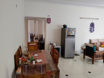 Living Room in 3 BHK Builder Floor at Unitech Arcadia, South City 2 – for Rent