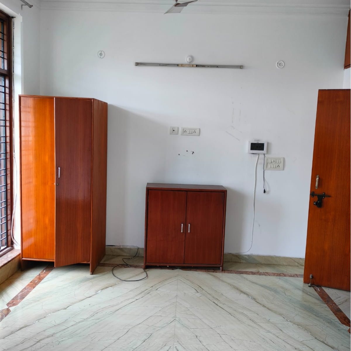 2.5 BHK Villa For Rent in Sector 23