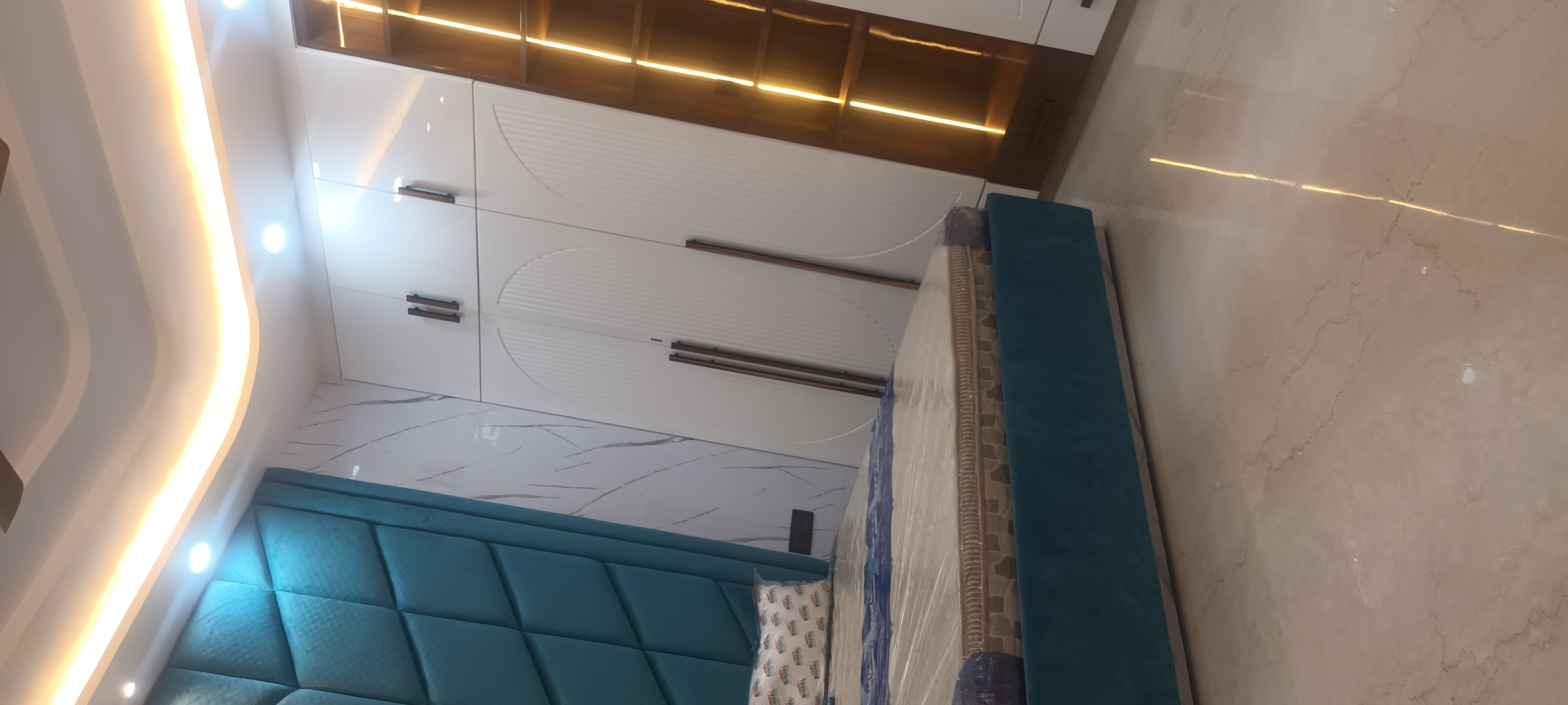 3 BHK + Extra Room Builder Floor For Sale in Independent Builder Floor