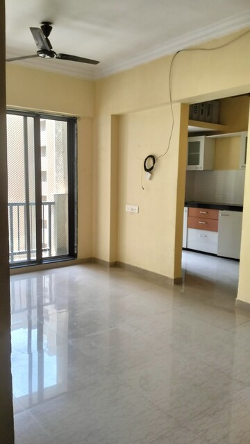 Room in 1 BHK Apartment at Ekta Parks Ville, Virar West – for Rent