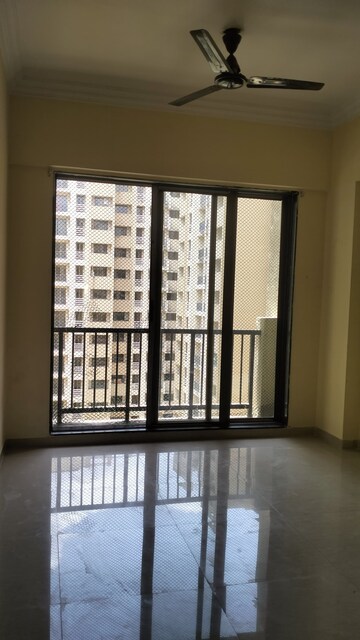 Room in 1 BHK Apartment at Ekta Parks Ville, Virar West – for Rent