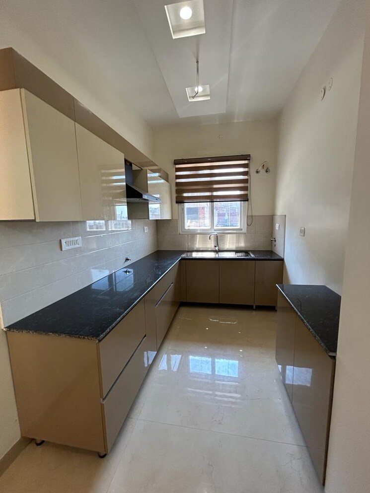 Kitchen, patiala road 3 Bedroom 1350 Sq.Ft. Builder Floor In Patiala Road Zirakpur 8988378