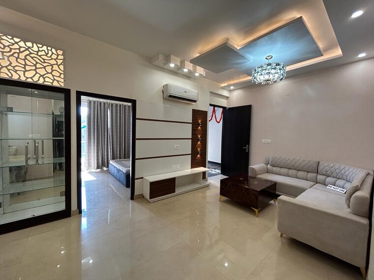 Living Room, patiala road 3 Bedroom 1350 Sq.Ft. Builder Floor In Patiala Road Zirakpur 8988378