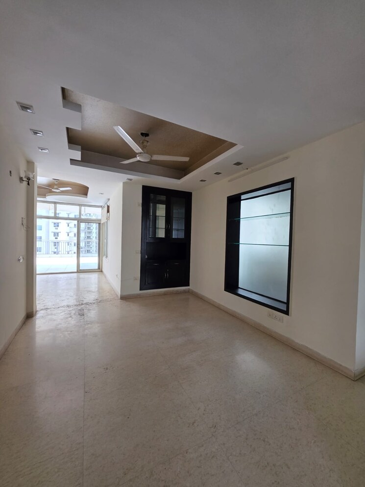 Room, mahagun-maestro 4 Bedroom 3100 Sq.Ft. Penthouse In Sector 50 Noida 8988422