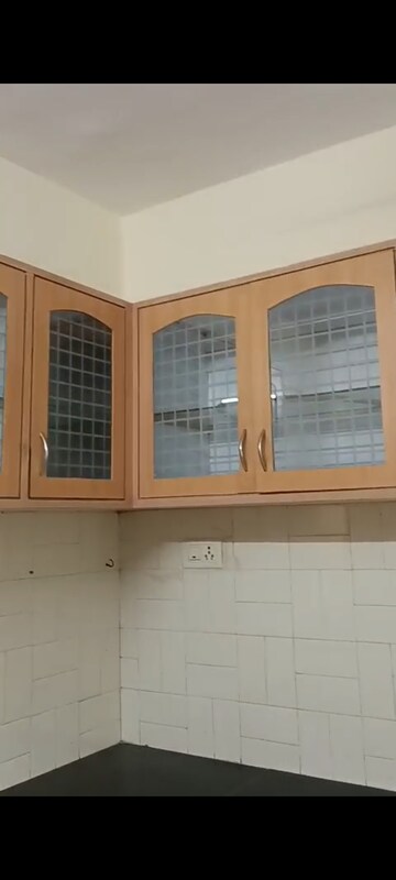  2 BHK Apartment at Blue Star Apartment, Andheri West – for Rent