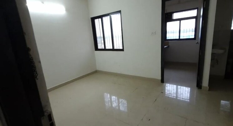 Room, dosti-west-county-phase-4-dosti-pine 1 Bedroom 400 Sq.Ft. Apartment In Balkum Pada Thane 8988450