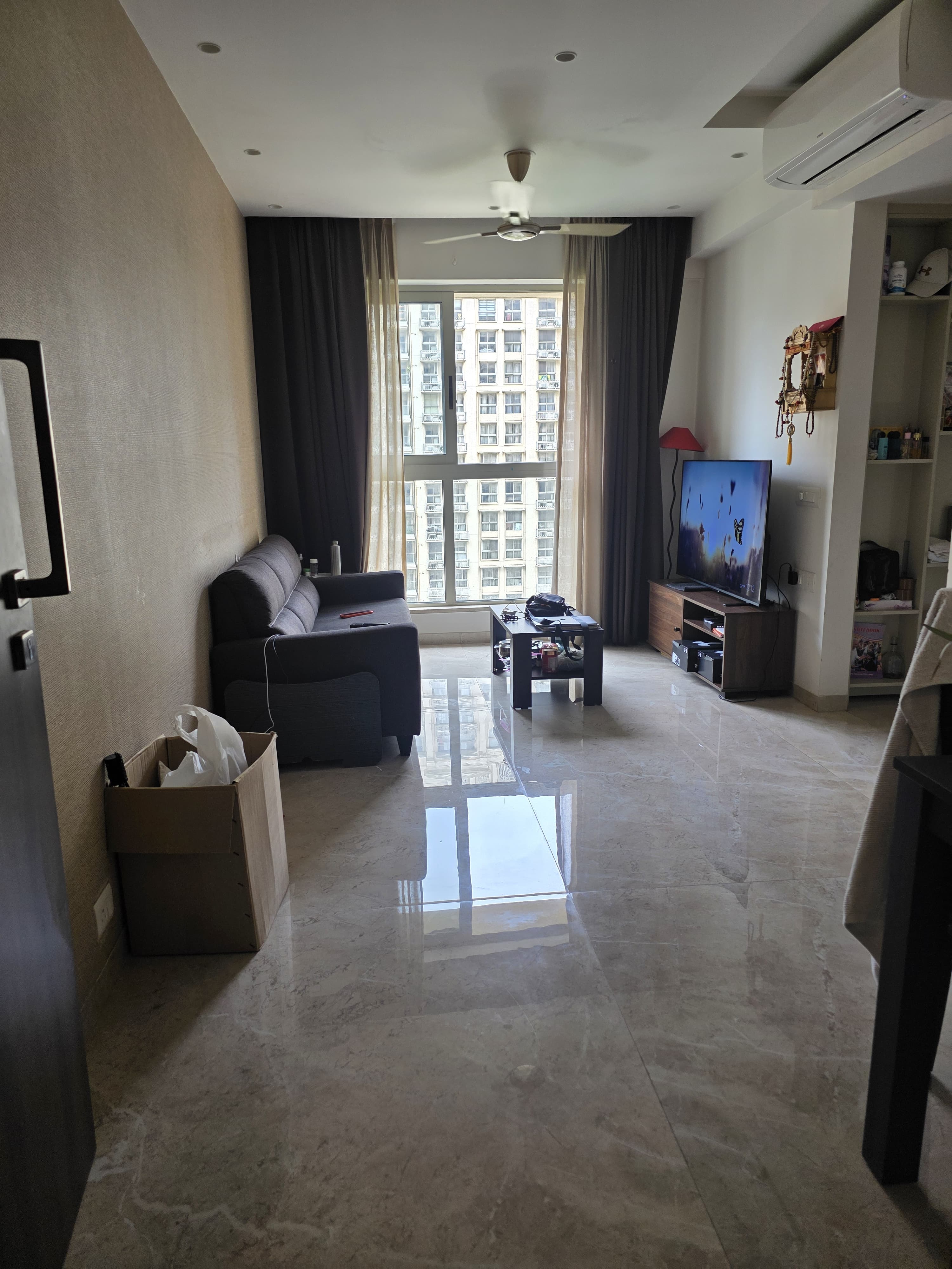 1 BHK + Pooja Room Apartment For Rent in Hiranandani Regent Hill