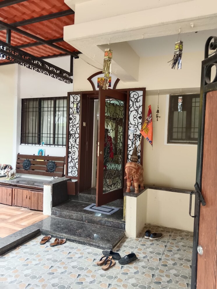 Living Room, siddhivinayak-shubhashree-woods 3 Bedroom 2700 Sq.Ft. Villa In Pimple Saudagar Pune 8988400