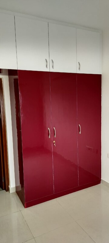 Room in 2 BHK Apartment at Prestige Elysian, Bannerghatta Road – for Rent