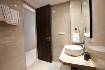 Bathroom in 4 BHK Apartment at Oberoi Skyz, Worli – for Rent