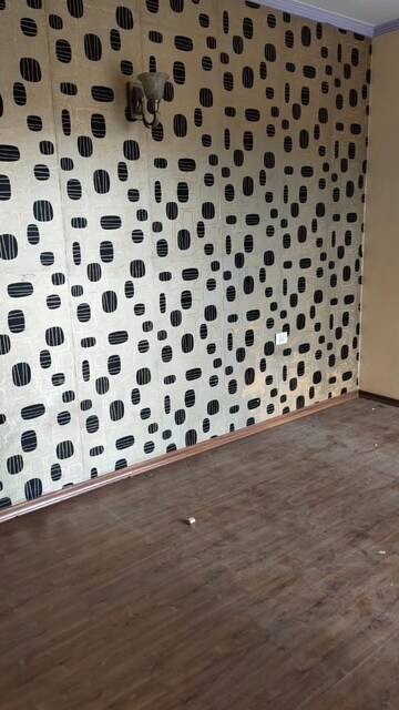 Room in 3 BHK Apartment at ATS Paradiso, Chi Iv Greater Noida – for Rent