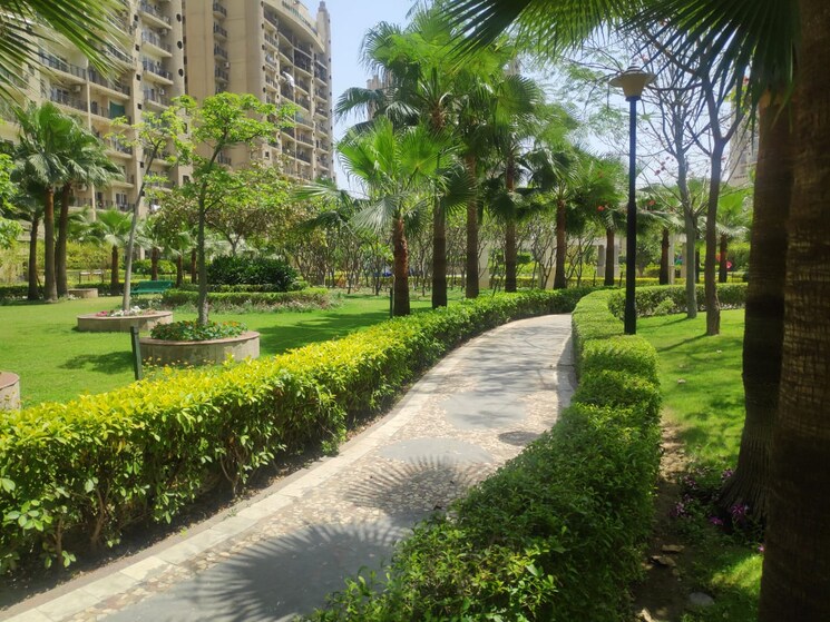 Garden, ats-paradiso 3 Bedroom 1600 Sq.Ft. Apartment In Chi Iv Greater Noida Greater Noida 8988515