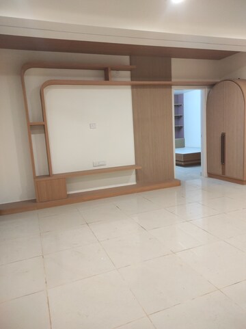 Room in 3 BHK Builder Floor at Rmv 2nd Stage – for Rent
