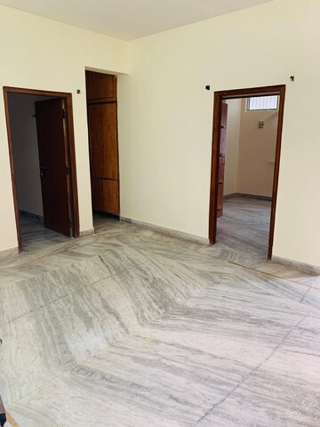 Room in 2 BHK Apartment at SM Homes Kondapur, Kondapur – for Rent