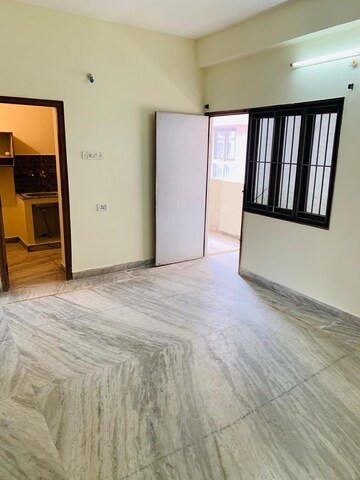 Room in 2 BHK Apartment at SM Homes Kondapur, Kondapur – for Rent