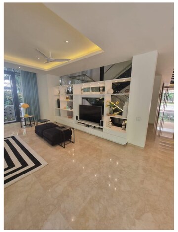 Living Room in 5 BHK Villa at Yelenahalli – for Sale