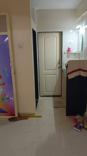 Room in 2 BHK Apartment at Shanti Lifespaces, Nalasopara East – for Sale