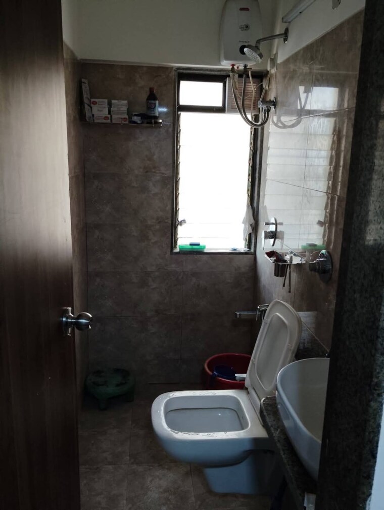 Bathroom, shanti-lifespaces 2 Bedroom 990 Sq.Ft. Apartment In Nalasopara East Palghar 8988570