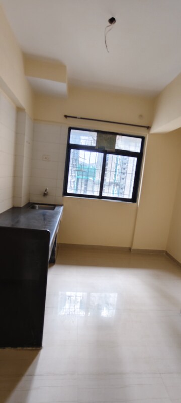 Room in 1 BHK Apartment at Raunak Unnathi Greens, Kasarvadavali – for Rent
