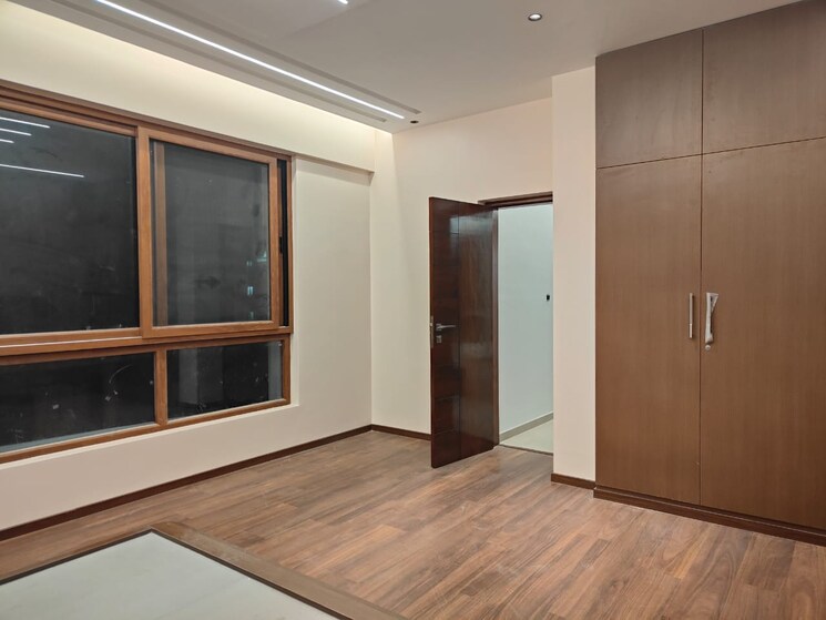 Room, langford town 3 Bedroom 2500 Sq.Ft. Apartment In Langford Town Bangalore 8988588
