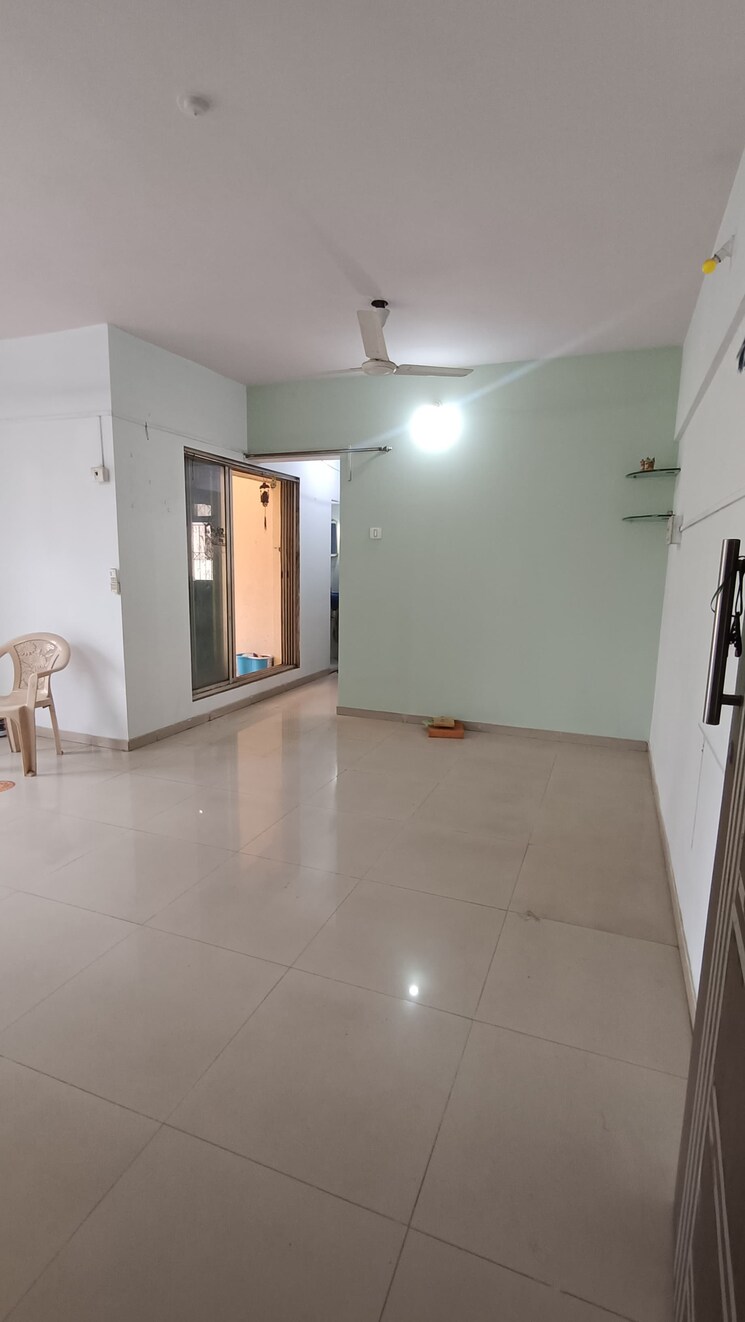 Room, kasarvadavali 1 Bedroom 460 Sq.Ft. Apartment In Kasarvadavali Thane 8988591