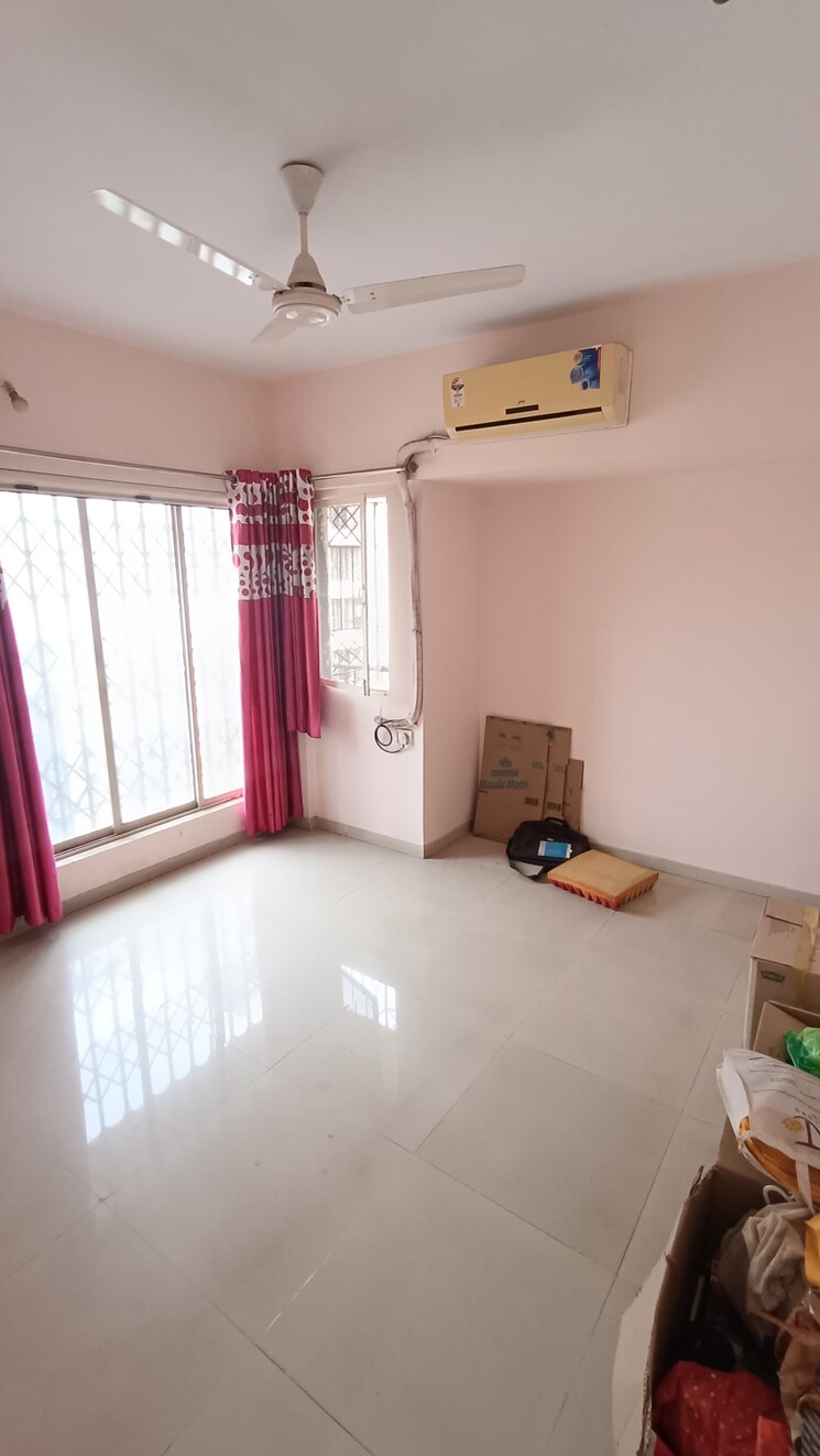 Room, kasarvadavali 1 Bedroom 460 Sq.Ft. Apartment In Kasarvadavali Thane 8988591