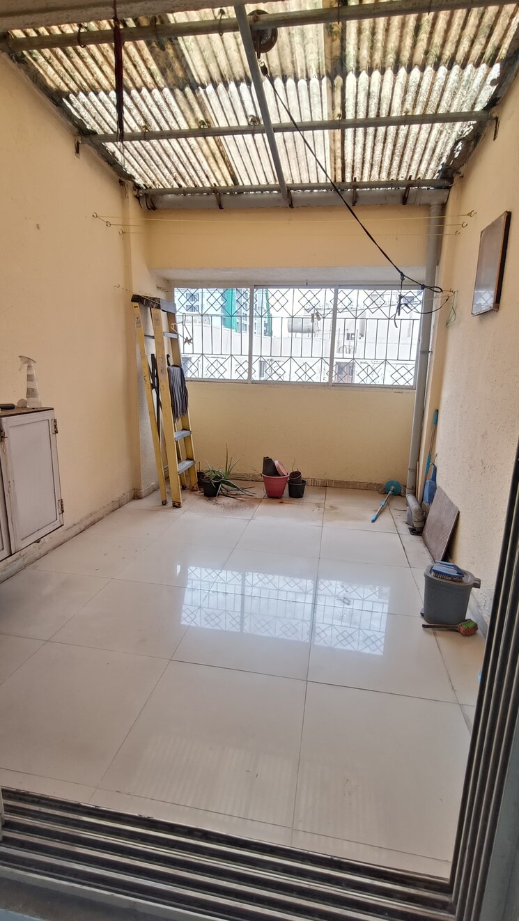 Team Area, kasarvadavali 1 Bedroom 460 Sq.Ft. Apartment In Kasarvadavali Thane 8988591