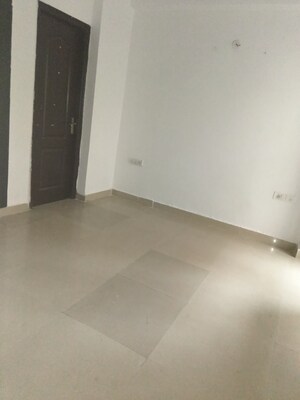 Room in 3 BHK Apartment at Futec Gateway, Sector 75 – for Sale