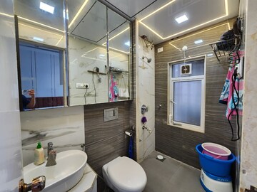 Bathroom in 2 BHK Apartment at N Rose Northern Heights, Dahisar East – for Sale