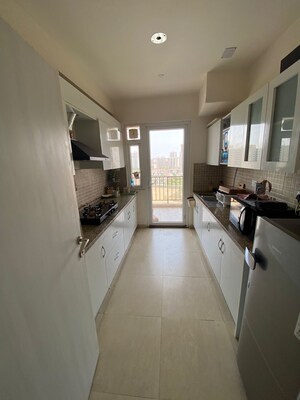 Building Lobby in 3 BHK Apartment at DLF The Skycourt, Sector 86 – for Sale