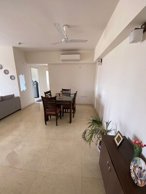 Team Area in 3 BHK Apartment at DLF The Skycourt, Sector 86 – for Sale