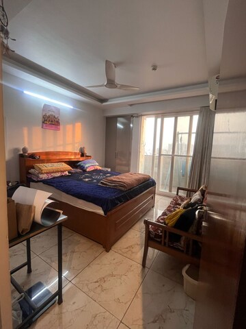 Team Area in 2 BHK Apartment at Lord Mahavira Apartment, Sector 29 – for Rent