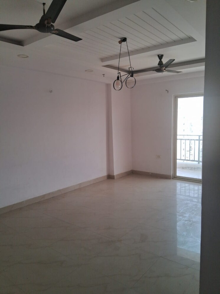 Room, gardenia-gateway 3.5 Bedroom 1925 Sq.Ft. Apartment In Sector 75 Noida 8988638