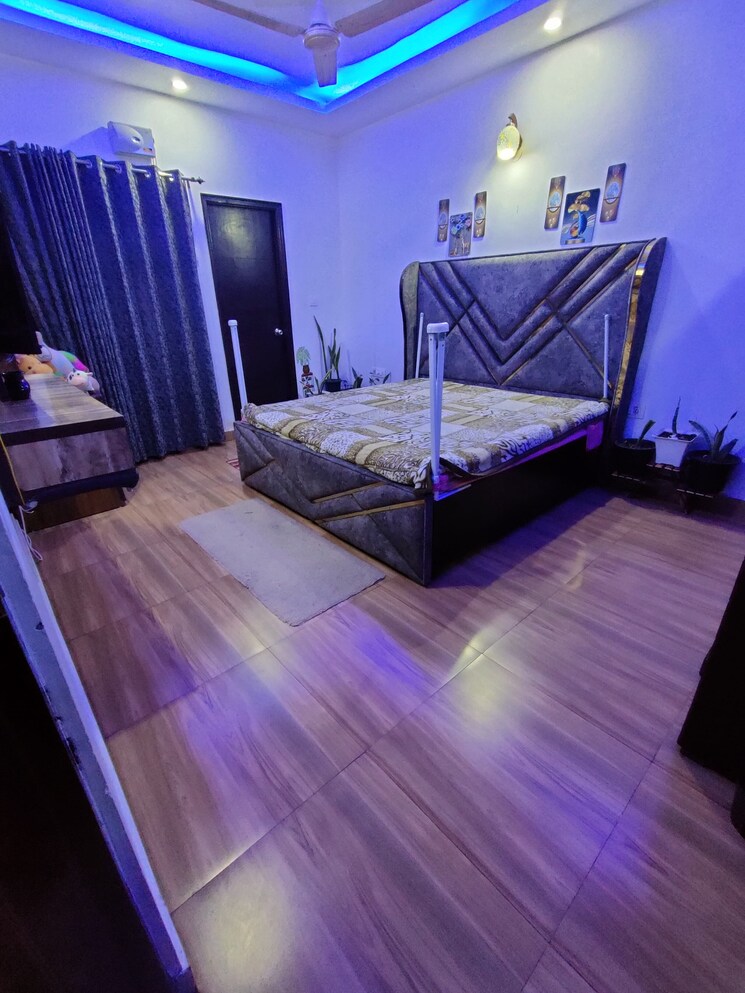 Bedroom, amolik-residency 3 Bedroom 170 Sq.Yd. Builder Floor In Sector 86 Faridabad 8988658