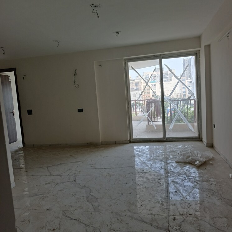 Room, shiv-sai-emerald-heights 4 Bedroom 2190 Sq.Ft. Apartment In Sector 88 Faridabad 8988700