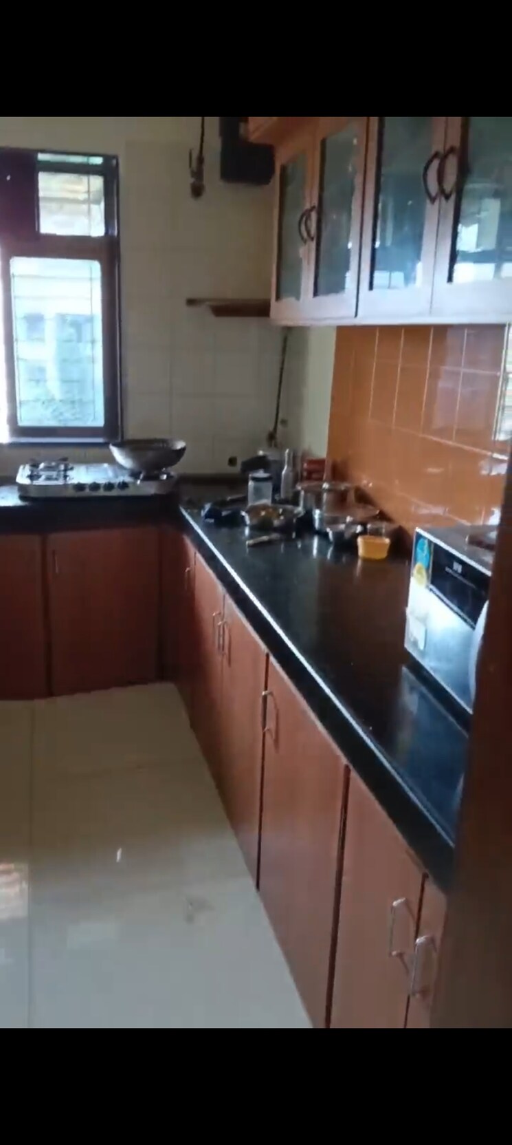 Kitchen, bindra-complex 2 Bedroom 900 Sq.Ft. Apartment In Andheri East Mumbai 8988685