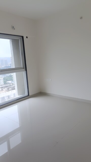 Room in 2 BHK Apartment at Ashar Axis, Majiwada – for Sale