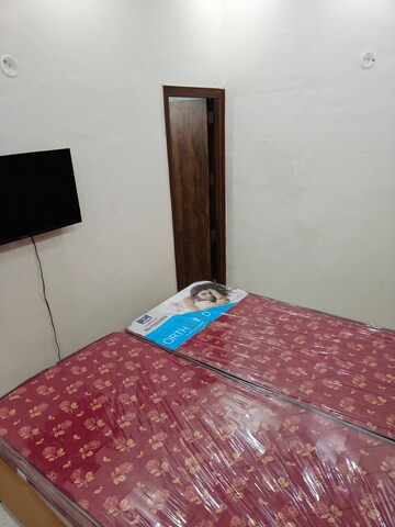 Bedroom in 3 BHK Builder Floor at Sant Nagar – for Rent