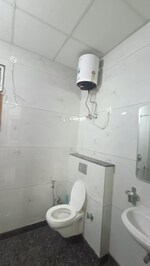 3 BHK + Extra Room 270 Sq.Ft. Builder Floor in Super Mart 1